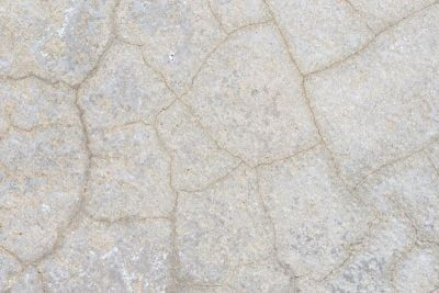 Map pattern shrinkage cracks in concrete